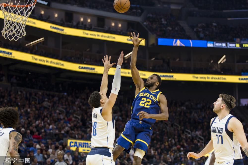 记者：曼城将奥尔莫视为备选方案，球队当前专注于引进维尔茨.